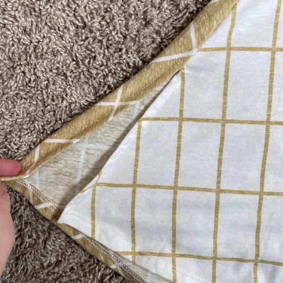 LulaRoe windowpane Perfect T - Picture 7 of 7